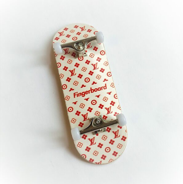 BANGER FINGERBOARD 34MM. «FINGERBOARD LV WHITE» COMPLETE